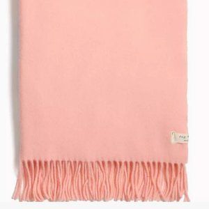 Rag & Bone classic wool scarp in light pink.